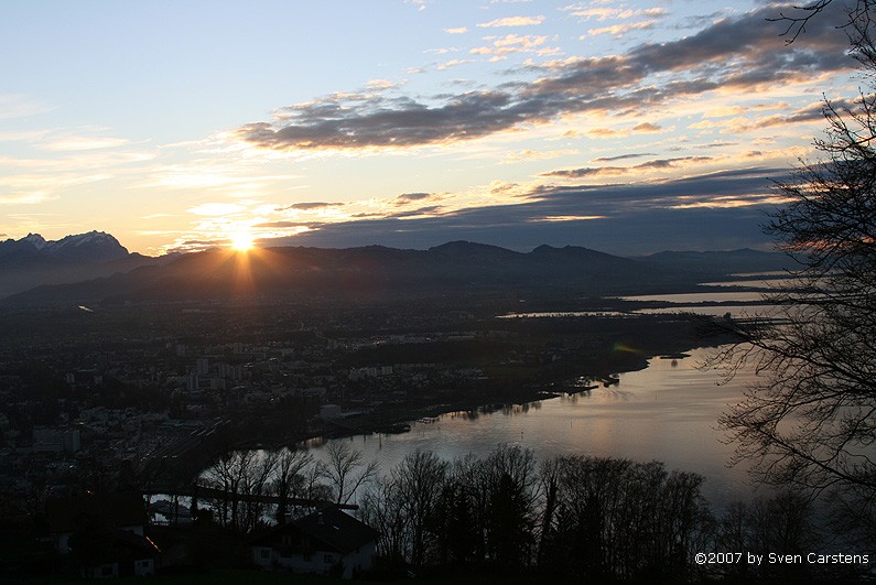 Sonnenuntergang ber Bregenz